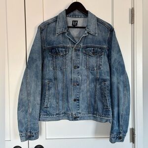 Gap Men’s Medium Wash Icon Denim Jacket